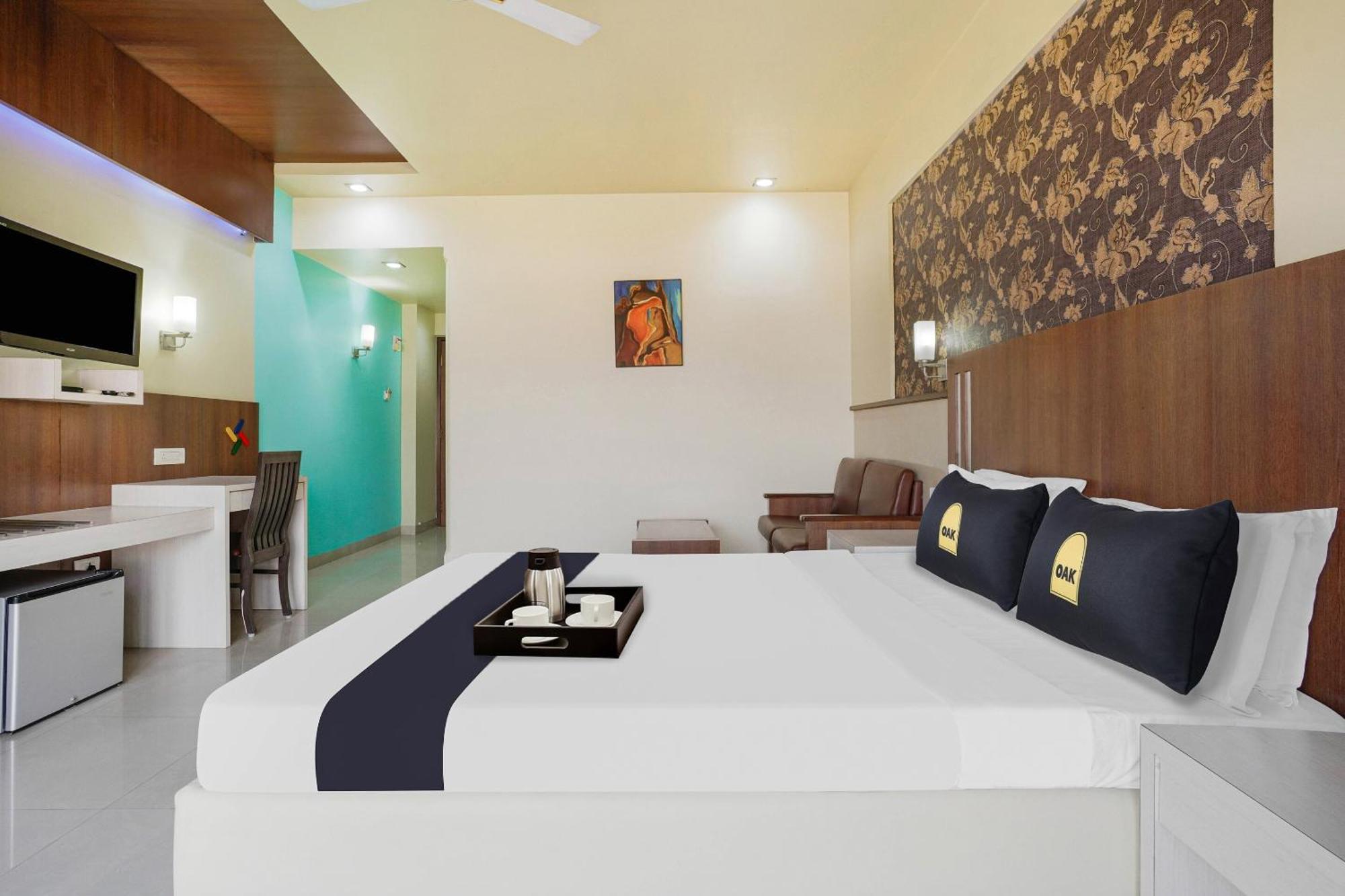 Hotel Vista Premium Tark A Family Hotel Near Igi Airport Delhi Ню Делхи Екстериор снимка