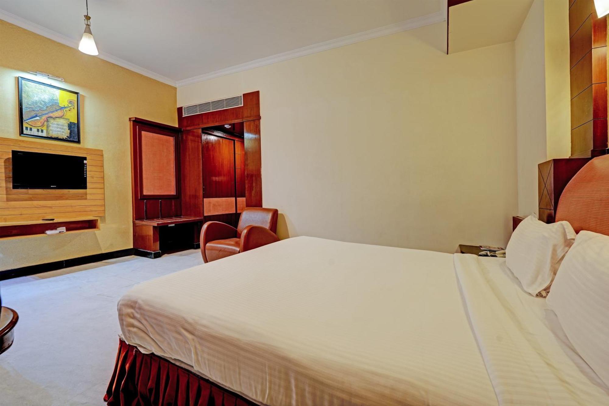 Hotel Vista Premium Tark A Family Hotel Near Igi Airport Delhi Ню Делхи Екстериор снимка